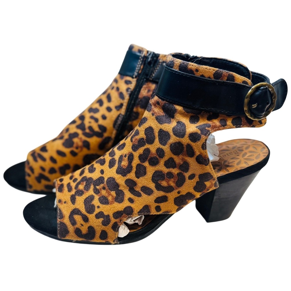 Baretraps Reining Leopard Cheetah Print Booties Open Toe Sandals Women's 7.5M